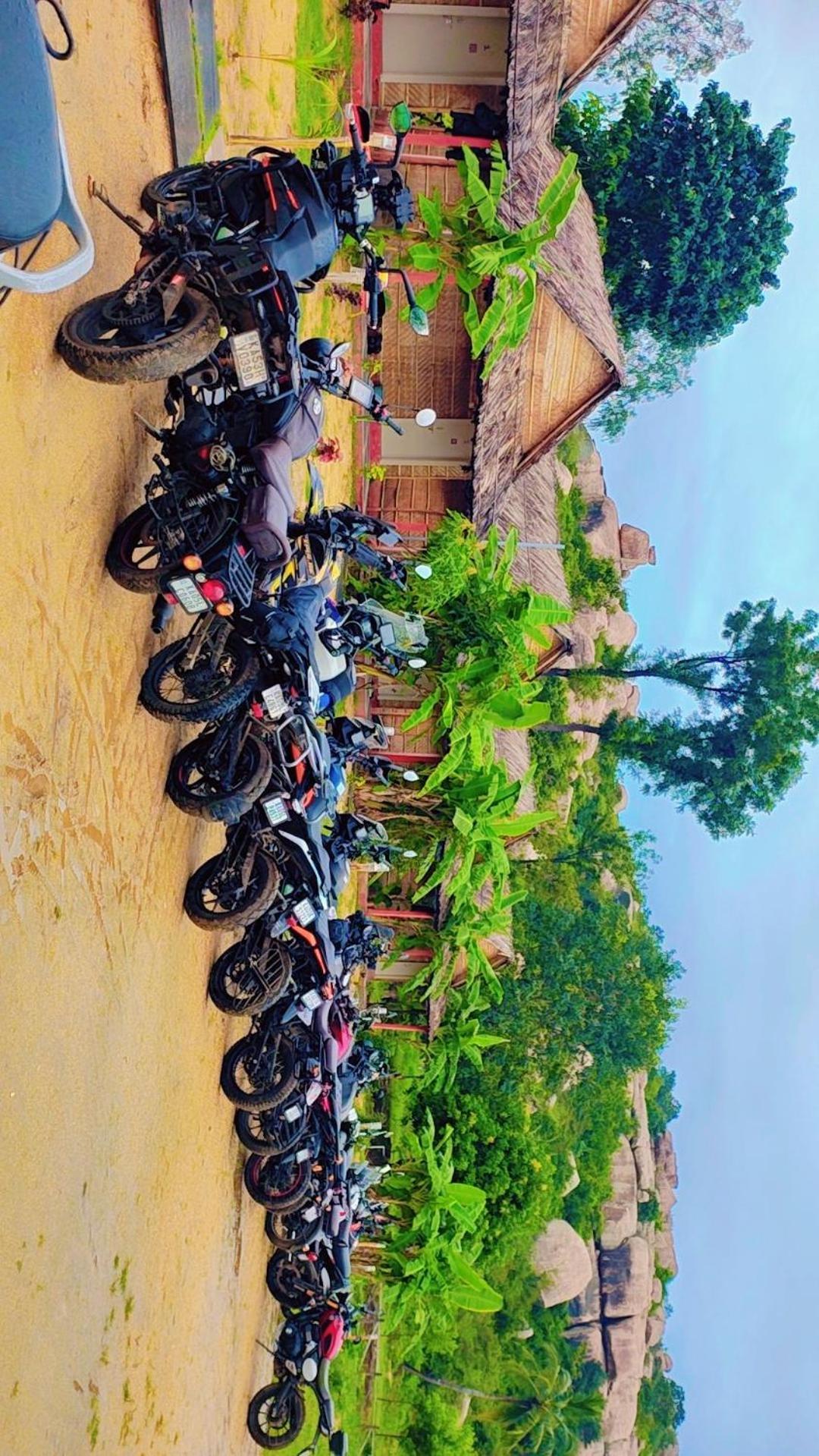 Om Shanti Om Home Stay & Cafe Hampi Exteriér fotografie